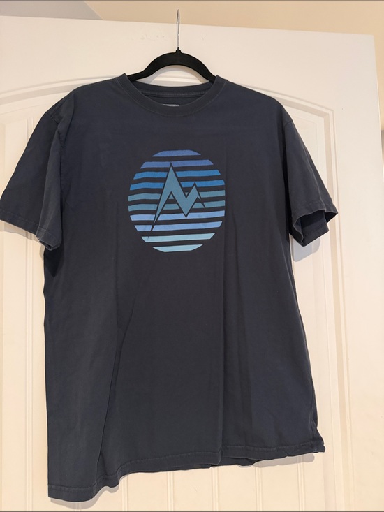 Marmot Other - Marmot Men's Navy Blue Graphic Tee with Striped Circle Design Large